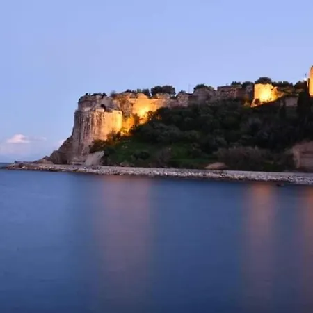 Fotis House Koróni